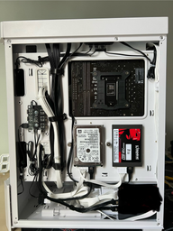 Блок питания Gigabyte GOLD 850W ATX 3.0 (GP-UD850GM PG5W) фото от покупателей 1