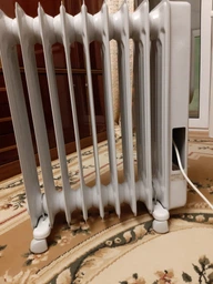 Колесо (2шт.) в сборе для масляного обогревателя DeLonghi 5518500008