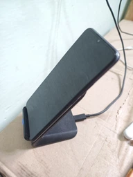Беспроводное зарядное устройств U&P QI Charger Stand Z2A 15W QC3.0 Black (SWE-Z2A-BK) фото от покупателей 4
