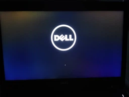 Ультрабук ноутбук бу Dell Latitude E7470 / 14" (1920x1080) IPS / Intel Core i7-6600U / 8 GB Ram DDR4/ 256 SSD/ б/у фото від покупців 1