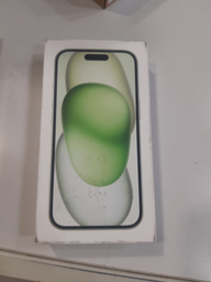 Мобільний телефон Apple iPhone 15 128GB Black (MTP03RX/A) фото від покупців 6