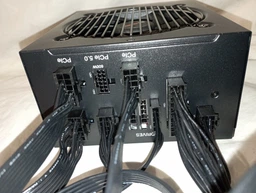 Блок живлення Be Quiet! Pure Power 12 M 850W (BN344) фото від покупців 6
