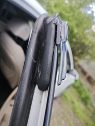 Дефлекторы окон (ветровики) с хромом HYUNDAI SONATA 2015-2020 фото от покупателей 1