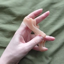 Силіконовий міжпальцевий коректор роздільник пальців Hallux Valgus Beige фото от покупателей 1