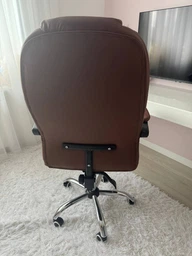 Крісло керівника з підставкою для ніг VIRGO X9 Brown фото від покупців 13