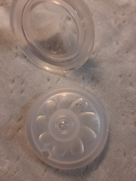 Силіконова соска Philips Avent Natural середній потік 3+ міс 2 шт (SCY964/02) (8710103985136) фото від покупців 8