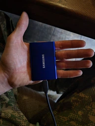 Портативний SSD Samsung 2TB USB 3.2 Gen 2 Type-C T7 Shield (EMU-PE2T0R/EU) фото от покупателей 7
