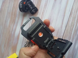 Аккумуляторный туристический аварийный фонарик брелок 3в1, с USB-зарядкой, магнитном и карабином CB-2209 Желтый фото от покупателей 16