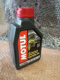 Моторное масло Motul 5000 4T 10W-40 4 л (104056) фото от покупателей 1