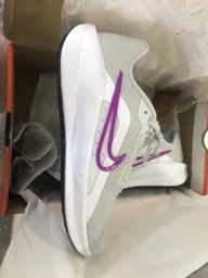 Женские кроссовки для бега Nike Downshifter 13 FD6476-700 36.5 (6US) 23 см Светло-желтые (197863028484) фото от покупателей 3