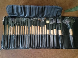 Набор кистей для макияжа Make-Up For You 24 кисти фото от покупателей 1