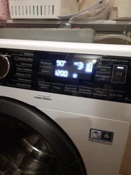 Стиральная машина узкая ELECTROLUX EW6S226SUI