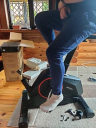 Велотренажер Gymtek XB4000 iConsole+ электромагнитный красный