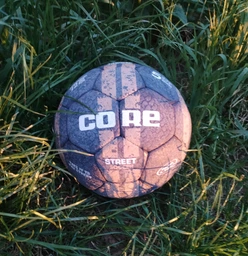 Мяч футбольный вспененная резина Core Pro Liga №5 STREET 044 Black-White-Gold фото от покупателей 5
