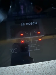 Варочная поверхность индукционная Bosch PUG61KAA5E фото от покупателей 7
