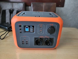 Зарядна станція Bluetti AC50S 500Wh/300W фото від покупців 2