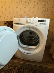 Сушильный автомат ELECTROLUX EW6C527PU фото от покупателей 5