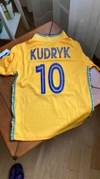 Футбольна форма дитяча збірної України 24/25 з вашим прізвищем та номером, розмір 20 на зріст 115-125 см, жовта (TNC-01-152) фото від покупців 5