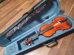 Скрипка 3/4 Avzhezh AV34