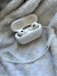 Чехол ArmorStandart Silicone Case with straps для Apple Airpods Pro 2 Black (ARM68608) фото от покупателей 4