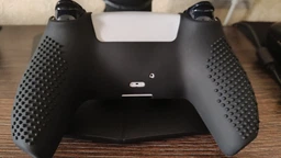 Силіконовий чохол для джойстика PS5 Dualsense камуфляжний (чорно-синій) + в подарунок накладки на стіки фото від покупців 6