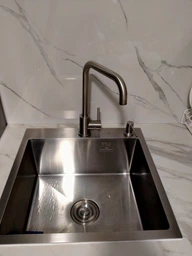 Мойка из нержавеющей стали AQUAMILL 5050 decor + смеситель + дозатор + решетка + сифон фото от покупателей 2