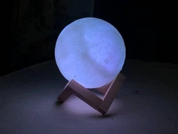Ночник 3D Moon light Луна на подставке, диаметр 11 см фото від покупців 6