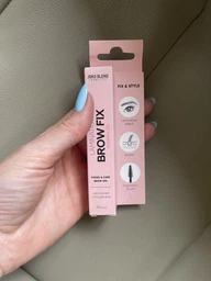 Фиксирующий гель для бровей Joko Blend Lamination Brow Fix Keratin Gel 10 мл (4823109408876) фото от покупателей 6