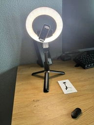 Монопод-штатив Selfie Stick Tripod UFT TLL01 с блютуз кнопкой и кольцевой лампой (UFTTLL01) фото от покупателей 2