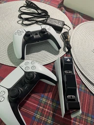 Зарядная станция для геймпада PlayStation 5 Dualsense Charging Station для PS5/PS5 Pro/PS5 Digital Edition фото от покупателей 6