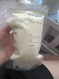 Пакети для зберігання та заморожування грудного молока 180мл 30 шт BabyOno
