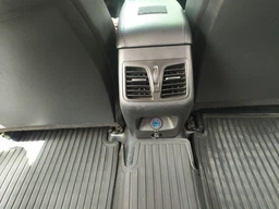 Автомобильная USB розетка для телефона на 2 ЮСБ врезная в панель авто 12V - 24V Quick Charge 3.0 (быстрая зарядка) 36Вт, Синяя
