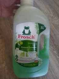 Засіб для ручного миття посуду Frosch Зелений лимон 5 л (4009175956156) (175388) фото від покупців 19