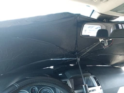 Парасолька автомобільна на лобове скло сонцезахисний екран козирок для авто Grant фото від покупців 2