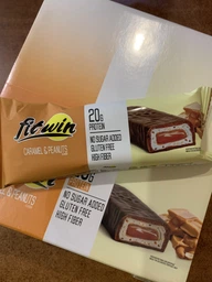Блок протеиновых батончиков FitWin Protein Bar 33%, 12x60 грамм с начинкой - Фисташка фото от покупателей 1