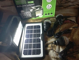 Многофункциональный LED-фонарь Gdtimes GD-101 с солнечной панелью/3 лампочки Черный фото от покупателей 3