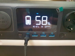 Зарядная станция Anker PowerHouse 535 / 500 Вт / 512 Вт⋅ч / LiFePO4 (A1751311) фото от покупателей 18
