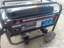 Генератор бензиновый Kraft KRF-3000 GE 2.8 кВт (41-00301) фото от покупателей 3