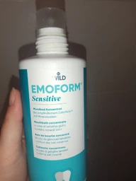 Ополіскувач для порожнини рота Dr. Wild Emoform Концентрат Для чутливих зубів з мінеральними солями і фторидом 400 мл (7611841702218) фото від покупців 1