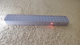 Аварийный светильник с аккумулятором Євросвітло SFT-LED-60-01 2.5W 200lm 6400K 2000mAh 220V (56725) фото от покупателей 5