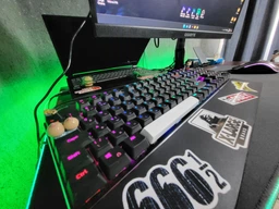 Клавіатура AOC GK500 RGB Outemu Red USB Black (GK500DR2R) фото від покупців 1
