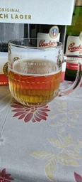 Подарочный набор пива Budweiser светлое фильтрованное 5% 0.5 л x 4 шт. + кружка 0.5 л (8594403707380) фото от покупателей 1