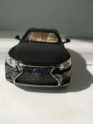 Металева машинка Lexus LS500H 1:32 (112498В)