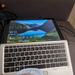 Ноутбук-планшет HP Elite x2 1012 G1 m5-6Y57 / 8gb / 256gb / 12” IPS (WUXGA+) Сенсорний / Win10 Pro (БВ)
