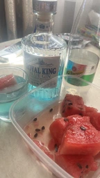 Настойка Royal King Blue Gin 0.5 л 40% (4820229039492_4820229039744) фото от покупателей 18
