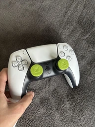 Накладки на стіки KontrolFreek® Call Of Duty: Modern Warfare II для Sony DualShock PS4 / DualSense PS5 [397761045]