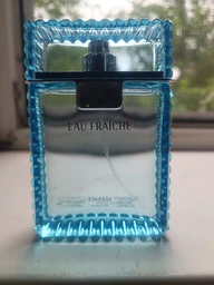 Туалетна вода для чоловіків Versace Man Eau Fraiche 100 мл (8018365500037) фото від покупців 11