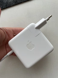 Перехідник IEC C7 - EU для блоків живлення Apple White (2000985553445) фото від покупців 2