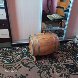 Дубова бочка із краном для вина, коньяку, віскі 20 л. фото від покупців 1