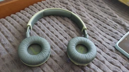 Бездротові навушники для дітей JBL JR 310 BT Blue (JBLJR310BTBLU) фото від покупців 5